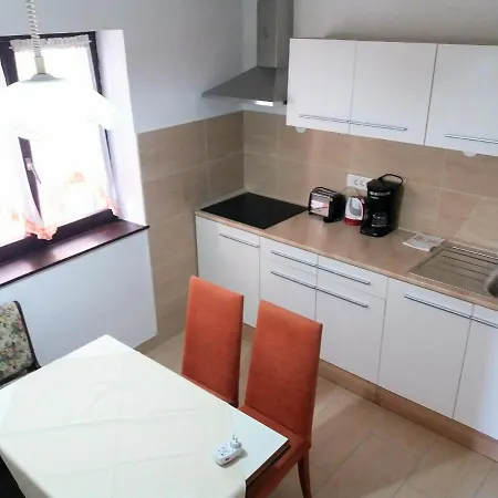 Apartmaji, Sobe - Obzidje