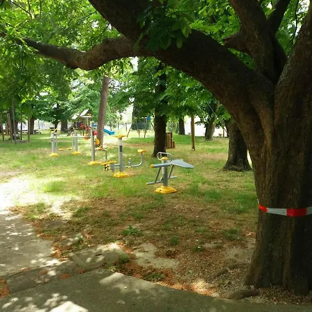 Apartmaji, Sobe - Obzidje 3* بيران