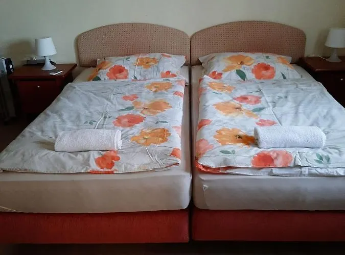 Apartmaji, Sobe - Obzidje Gasthof